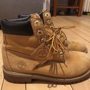 Timberland boots size 5 men 7 1/2-8 women